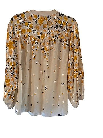 Fig & Flower 3/4 Sleeve Blouse (view 2)