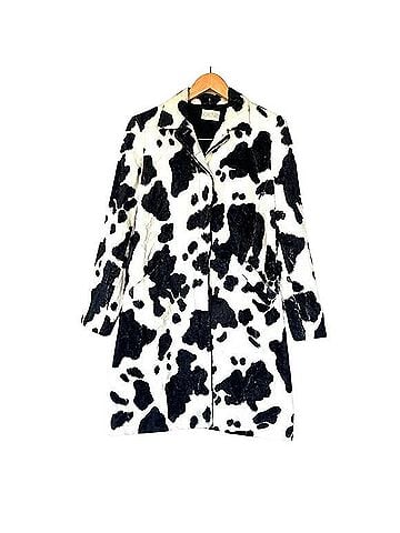 Cache Coat (view 1)