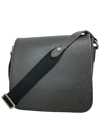 Louis Vuitton Louis Vuitton Taiga Andrei Shoulder Bag M32482 Ardoise Men's (view 1)