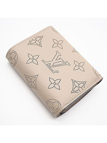 Louis Vuitton LOUIS VUITTON Mahina Portefeuille Iris XS Galet M82437 Tri-fold Wallet Beige Calf Leather Women's (view 2)