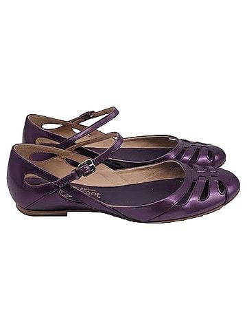 Tod's Tod's Cutout Ankle Strap Ballet Flats in Violet Patent Leather (view 1)