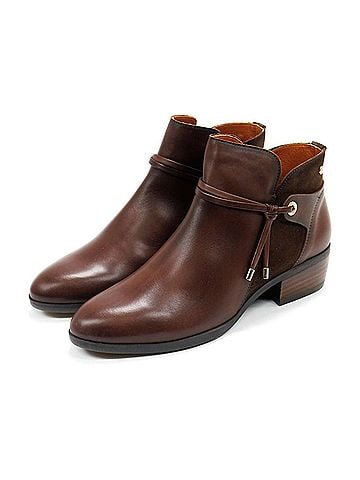 Pikolinos Women's Daroca Tassel Ankle Bootie in Caoba (view 2)