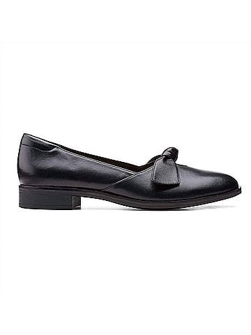 Clarks Women's Trish Wave Loafer in Black Leather (view 1)