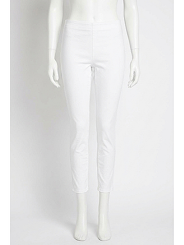 Jess & Jane Mineral Washed Cotton Legging Capri Pants in White (view 1)