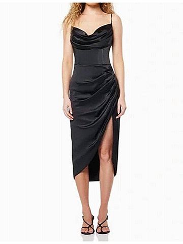 Elliatt Opera Midi Dress in Black (view 2)