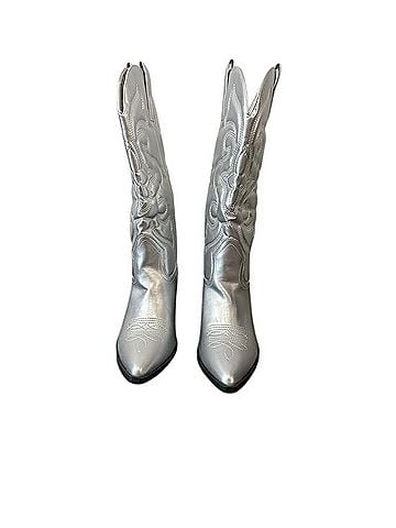 Amazon Essentials Boots (view 1)