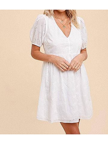 Hem & Thread V Neck Puff Sleeve Eyelet Embroidery Dress in White (view 2)