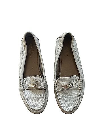 Coach Flats (view 1)