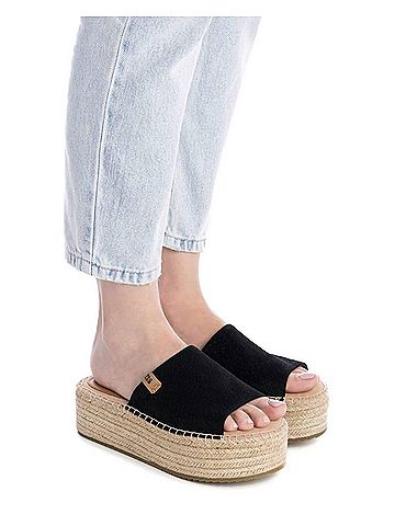 XTI Women's Refresh Platform Wedge Sandals (view 2)