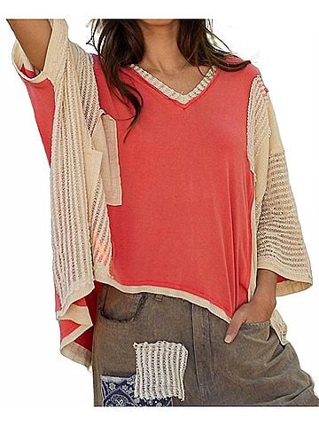 Pol Oversized High Low Contrast V-Neck Top in Pink/White (view 2)