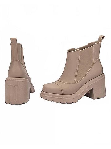 Melissa Women's Courtney Boots in Beige (view 2)