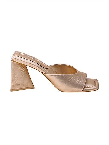 Matisse Women's Regan Sandal in Champagne Metallic (view 1)