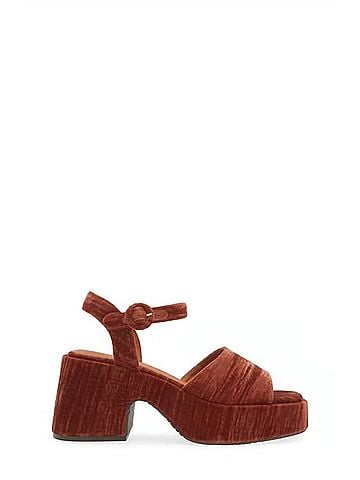 Chocolat Blu Women's Helga Sandals (view 1)
