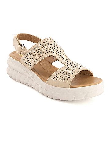 Andrea Women's Plus Ultra Light Sandal (view 2)