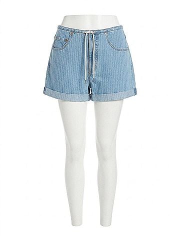 Daze Maddie Mid Rise Shorts in Whimsey (view 1)