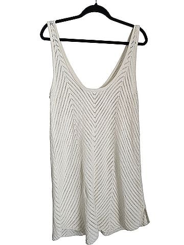 Hollister Sleeveless Top (view 2)