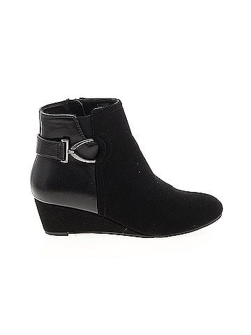 White Mountain White Mountain Ankle Boots (view 1)