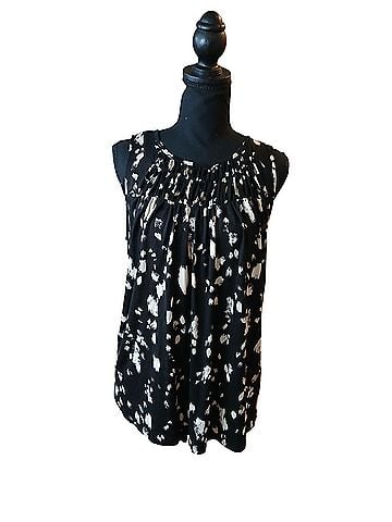 Simply Vera Vera Wang Sleeveless Top (view 2)