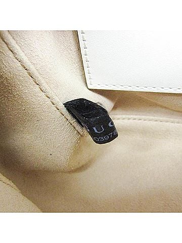 Gucci Gg Marmont Square Flap Matelasse Leather White Leather Shoulder Bag Bag (view 2)