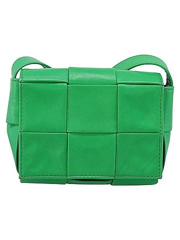 Bottega Veneta Cassette Maxi Intrecciato Leather Green Leather Clutche &amp; Pouche Bag (view 1)