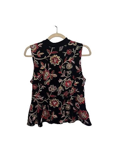 Eva Franco Sutton Sleeveless T-Shirt (view 1)