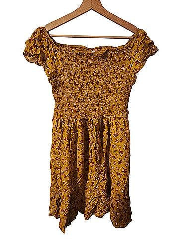 Xhilaration Casual Dress (view 1)