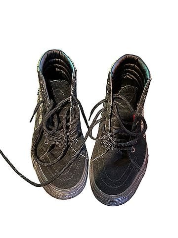 Vans Sneakers (view 1)