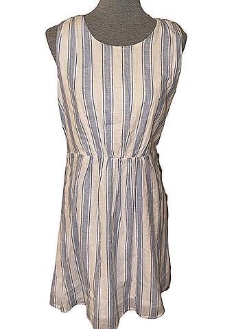 Skies Are Blue Casual Dress (view 2)