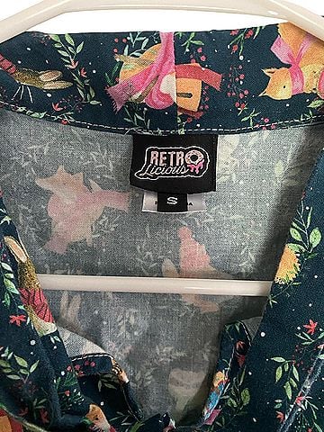 Retrolicious Short Sleeve T-Shirt (view 2)