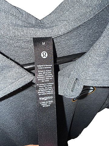 Lululemon Athletica Short Sleeve Button-Down Shirt (view 2)