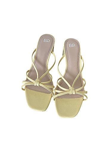 BP. Heels (view 1)