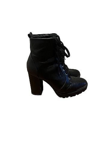 SODA Ankle Boots (view 1)