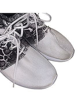 Nike Roche Sneakers (view 2)