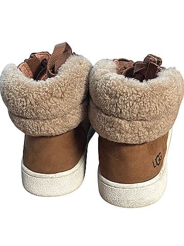 Ugg UGG 1019716 Alameda Zip
Sneaker Boot Women 8.5 Shoe Leather Sherpa Mid 6986 8.5 Sneakers (view 2)