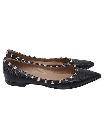 Valentino Valentino Garavani Rockstud Ballet Flats in Black Calf Leather (view 1)