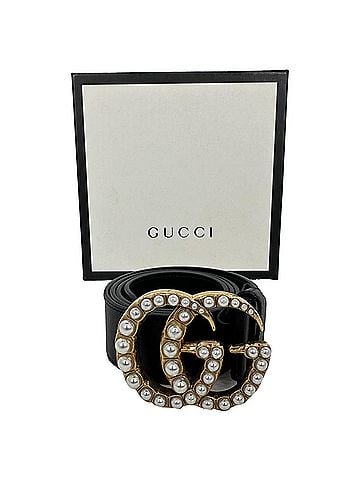 Gucci Gucci GG Marmont Faux Pearl 85 CM Buckle Belt in Black Leather (view 2)