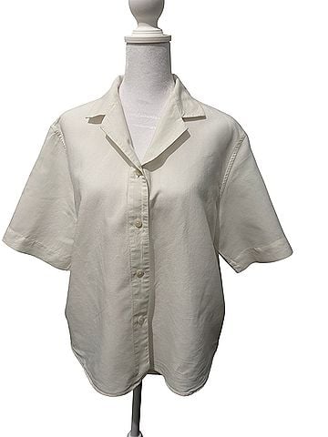 Uniqlo Short Sleeve Button-Down Shirt (view 1)