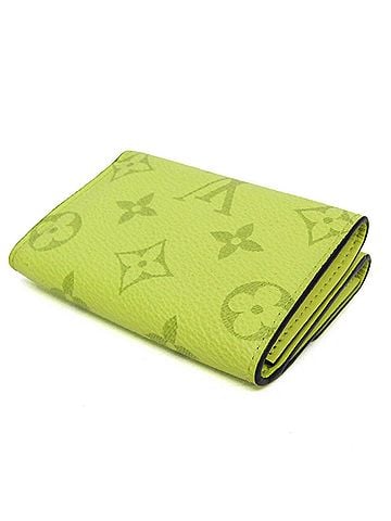 Louis Vuitton Louis Vuitton Taigarama Discovery Compact Wallet M67629 Men,Women Taigarama Wallet (tri-fold) Jaune (view 2)