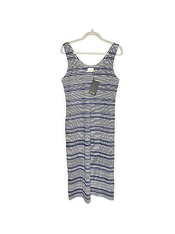 Lyssé Mulholland Casual Dress (view 1)