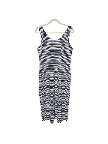 Lyssé Mulholland Casual Dress (view 2)