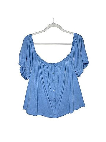 American Eagle Outfitters Short Sleeve T-Shirt (view 1)