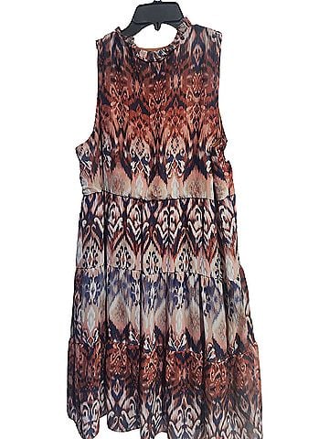Julia Jordan Casual Dress (view 1)
