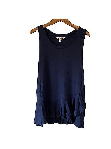 BB Dakota Sleeveless Top (view 1)