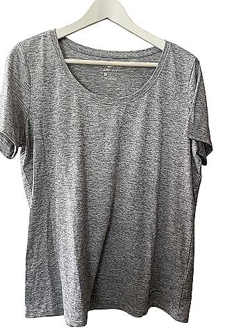 Nike Short Sleeve T-Shirt (view 1)