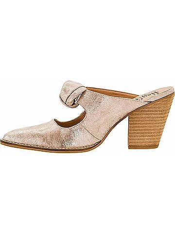 Corkys Women's Hey Girl Knot Gonna Happen Happen Mules in Gold (view 2)