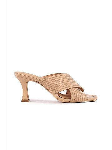 Seychelles Women's Fleet Heeled Sandal in Vacchetta (view 1)