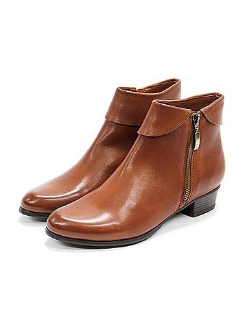Spring Step Women's Stockholm Ankle Boots in Brown Leather (view 2)