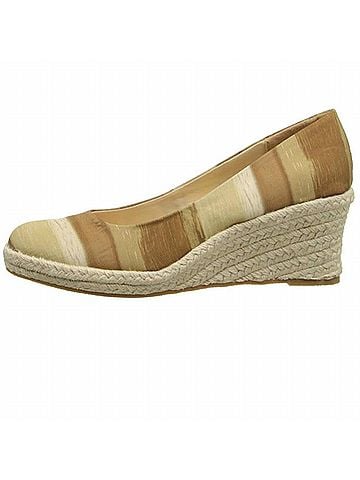 Soft Style Women's Feri Pump in Natural (view 2)