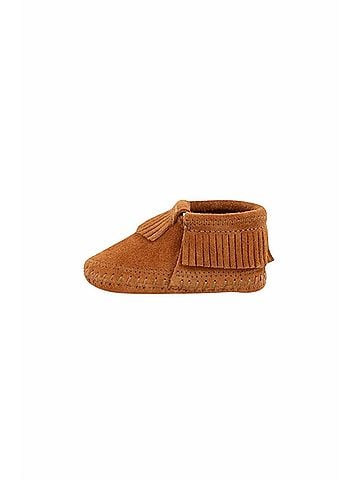 Minnetonka Boy's Riley Suede Bootie 4 Mo in Brown (view 2)
