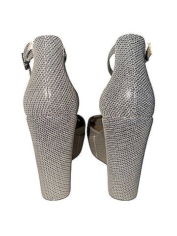 Vince Camuto VC-TATCHEN Wedges (view 2)